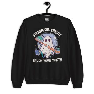 Trick Or Treat Brush Your Teeth Halloween Dentist T-Shirt - Unisex Crewneck Sweatshirt