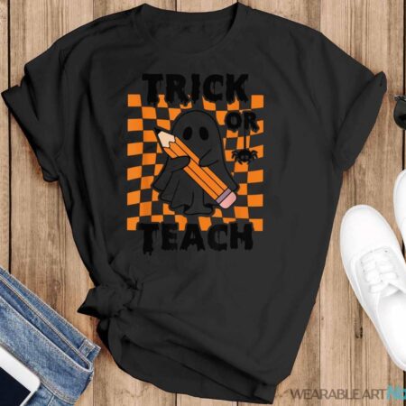 Groovy Halloween Trick Or Teach Retro Floral Ghost Teacher Shirt - Black T-Shirt