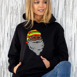 Santa Claus Rasta Hat Christmas Rastafarian Reggae Funny Shirt - Unisex Hoodie