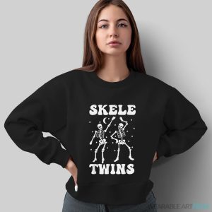 Twins Halloween Matching Skeletwins Funny Dancing Skeletons T-Shirt - Sweatshirt