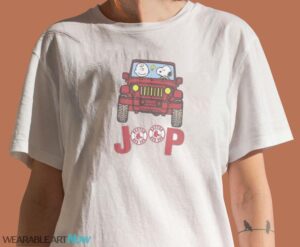 Boston Red Sox Snoopy And Charlie Brown Driving Jeep T-Shirt Hoodie Sweatshirt - Women T-Shirt