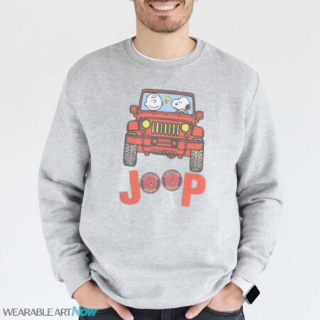 Cleveland Browns Snoopy And Charlie Brown Driving Jeep T-Shirt Hoodie Sweatshirt - Grey Sweatshirt