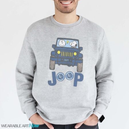 Kansas City Royals Snoopy And Charlie Brown Driving Jeep T-Shirt Hoodie Sweatshirt - Grey Sweatshirt