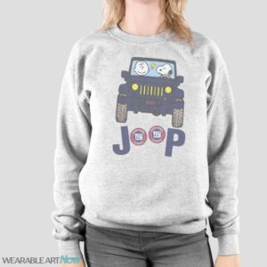 New York Giants Snoopy And Charlie Brown Driving Jeep T-Shirt Hoodie Sweatshirt - Sport Grey Sweatshirt