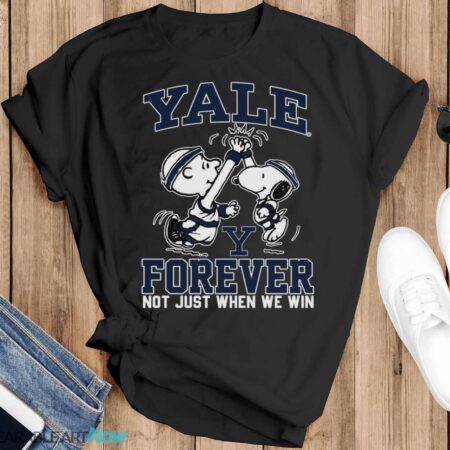 Peanuts Snoopy And Charlie Brown Yale Bulldogs High Five Forever Not Just When We Win Shirt - Black T-Shirt