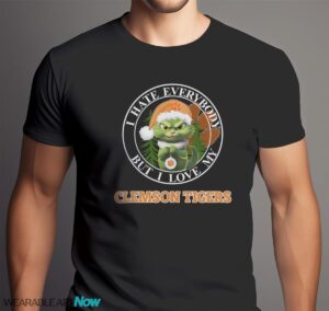 Green Cat With Santa Hat I Hate Everybody But I Love Clemson Tigers Christmas T-shirt - Men Black T-Shirt