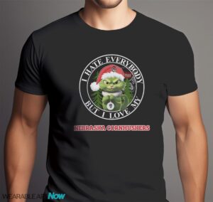 Green Cat With Santa Hat I Hate Everybody But I Love Nebraska Cornhuskers Christmas T-shirt - Men Black T-Shirt