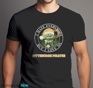 Green Cat With Santa Hat I Hate Everybody But I Love Pittsburgh Pirates Christmas T-shirt - Men Black T-Shirt