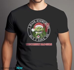 Green Cat With Santa Hat I Hate Everybody But I Love Wisconsin Badgers Christmas T-shirt - Men Black T-Shirt