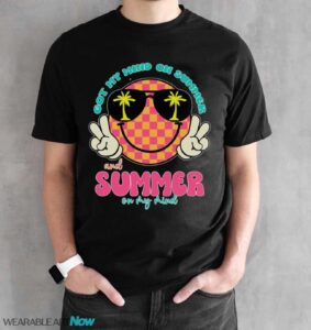 Groovy Happy Face Summer Vibes Got My Mind On Summer Teacher Shirt - Black Unisex T-Shirt