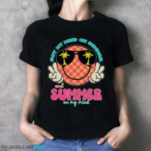 Groovy Happy Face Summer Vibes Got My Mind On Summer Teacher Shirt - Ladies T-Shirt