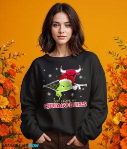 The Grinch I Hate People But I Love Chicago Bulls Christmas T-shirt - Girl Black Swearshirt