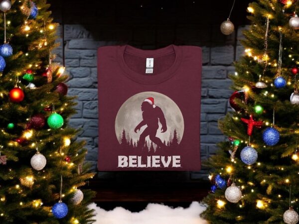 Believe, Bigfoot Sasquatch Christmas Sweatshirt Product Photo 1