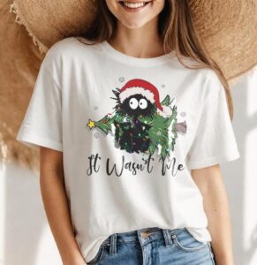 Cat Christmas Shirt It Wasn't Me Sweatshirt Product Photo 4