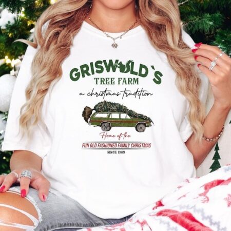 Comfort Colors Griswold Christmas Tree Farm Christmas Sweatshirt Product Photo 1