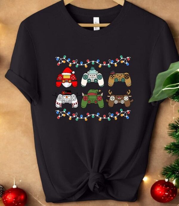 Game Controller Christmas Sweatshirts Product Photo 1