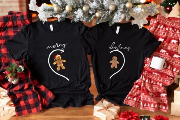 Gingerbreads Heart Matching Christmas Couple Shirt Product Photo 1