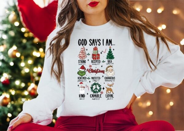 God Says I'am Christmas Christmas Sweatshirt Product Photo 1