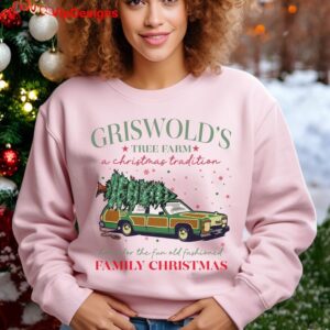 Griswold Christmas Tree Farm Merry Christmas Sweatshirt Product Photo 3