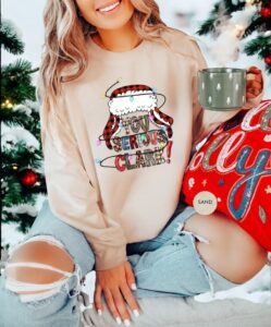 Griswold You Serious Clark Christmas Sweatshirt Product Photo 3