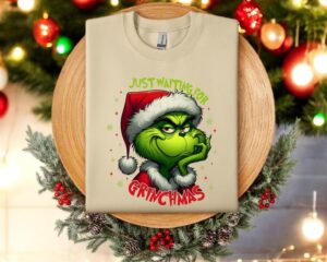 Just Waiting for Grinchmas christmas sweatshirt Product Photo 4