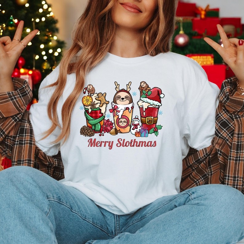 Merry Slothmas Christmas Shirt Product Photo 2