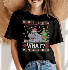 Moo Deng Christmas Funny Moo Deng Pushing Christmas Tree Shirt Gift - Women Black T-Shirt