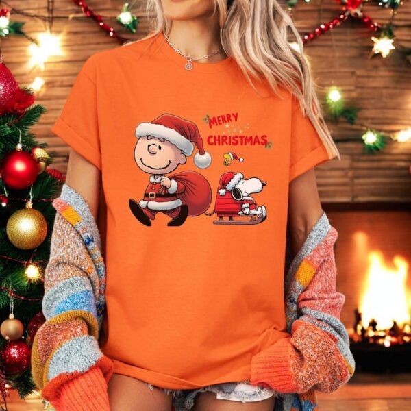 Snoopy And Friends Happy Christmas Sweatshirt Product Photo 1