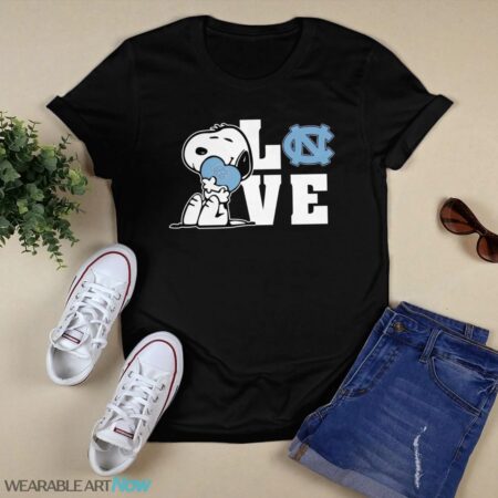 Snoopy Love My North Carolina Tar Heels T-Shirt Sweatshirt Hoodie Product Photo 1