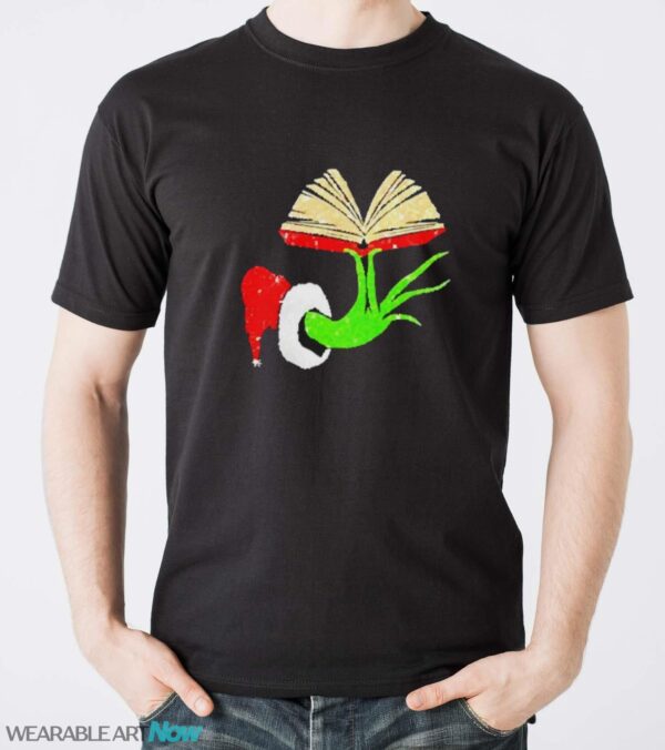 The Grinch hand holding a book Christmas shirt - Men T-Shirt