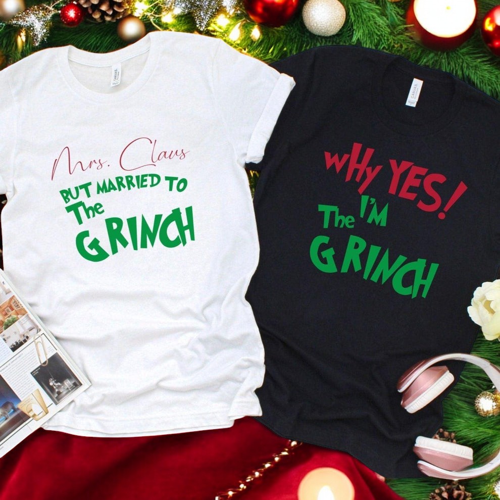 Why Yes, I'm The Grinch And Mrs Claus In Love, Married To The Grinch Christmas Couple Matching Shirt Product Photo 2