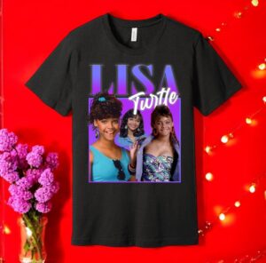 Lisa Turtle Oversized Fashion T-Shirt Product Photo 2