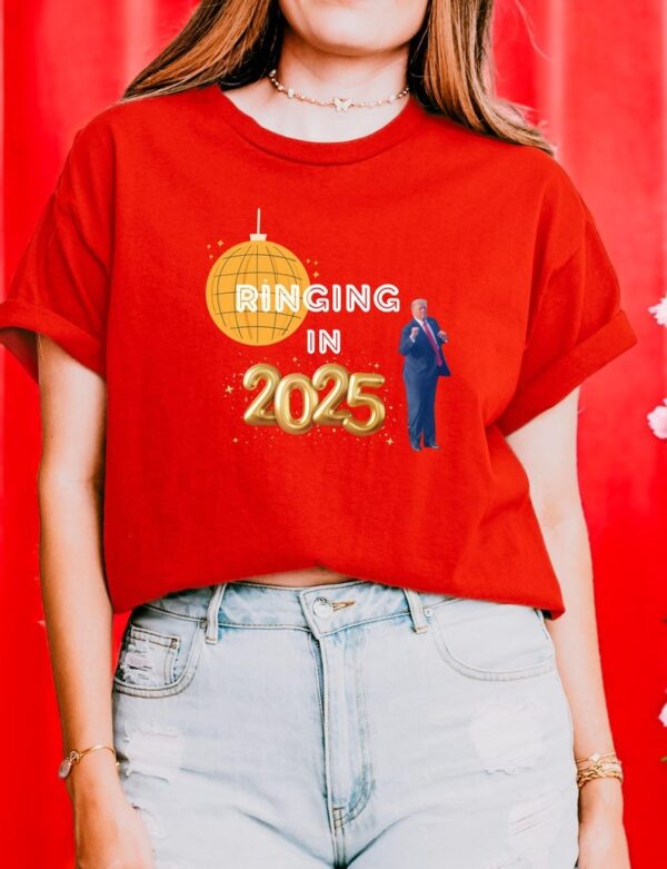 Trump I'll Be Home For Christmas T Shirt Product Photo 1