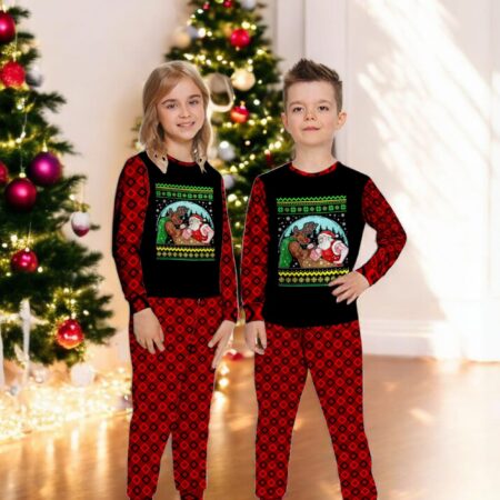 Muscle Santa Workout Christmas Santa Vs Reindeer Xmas Family Matching Pajama Set Product Photo 1