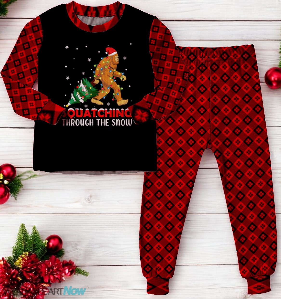 Squatching Bigfoot Funny Sasquatching Through The Snow Family Matching Pajama Set Product Photo 3
